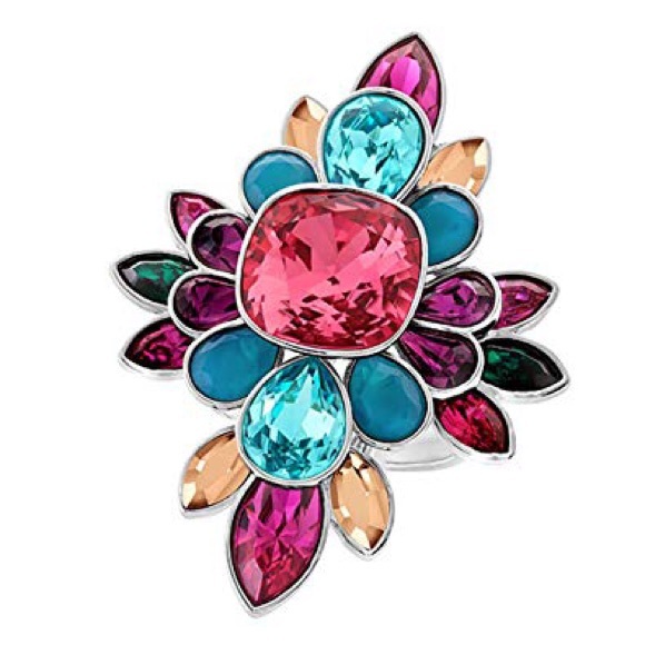 New in box! Authentic Swarovski cardinal ring 55/7 - Picture 3 of 7